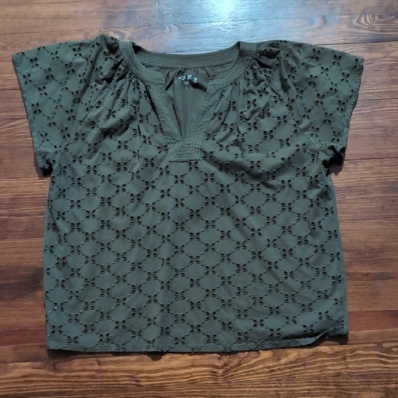 Loft Large Short Sleeve Blouse - Picture 1 of 3